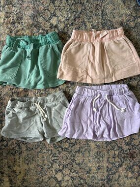 Cat and Jack 4-5 skort lot
